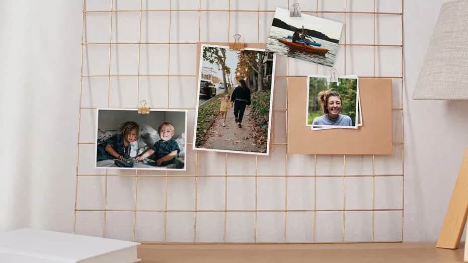 Jak łatwo i estetycznie powiesić zdjęcia na ścianie - praktyczne porady krok po kroku