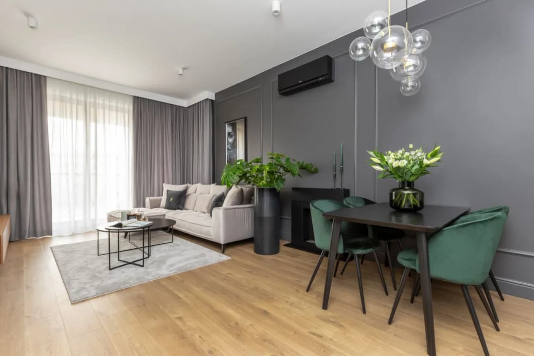 Jak łączyć szare ściany? Inspirujące pomysły na aranżację z szarymi ścianami